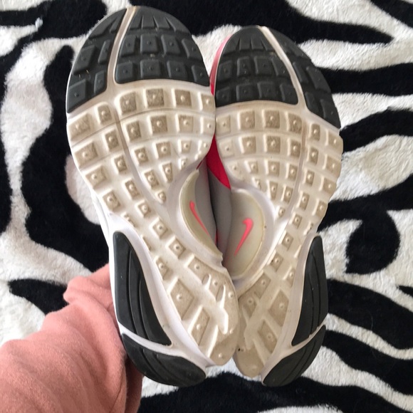 Pink and Grey Nike Prestos 👟 - Picture 4 of 6